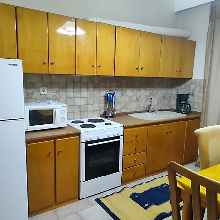 Φουντούκι * Véria