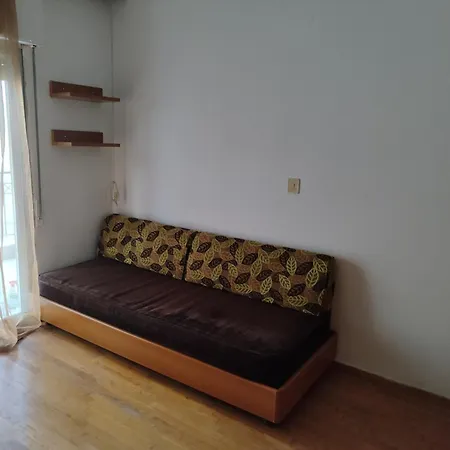 Φουντούκι * Véria